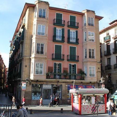 Pension Manoli Bilbao Ngoại thất bức ảnh
