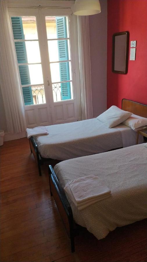 Pension Manoli Bilbao Ngoại thất bức ảnh