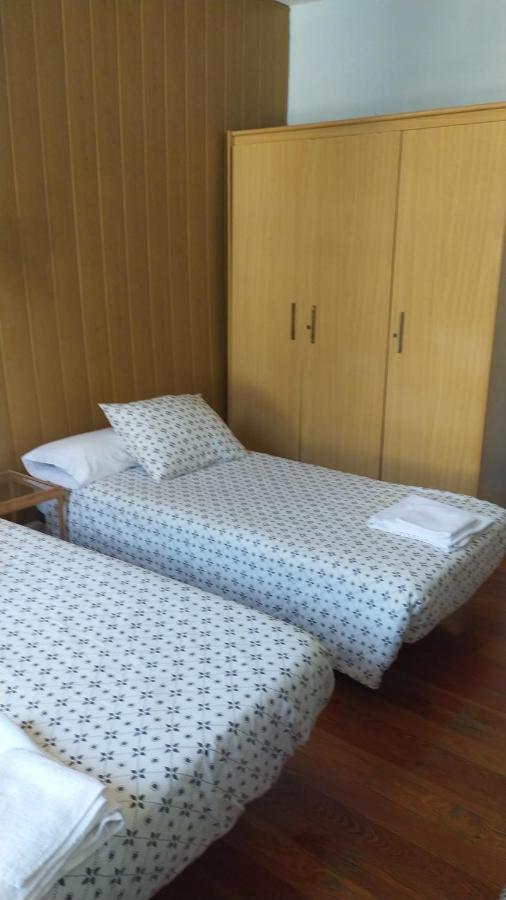 Pension Manoli Bilbao Ngoại thất bức ảnh