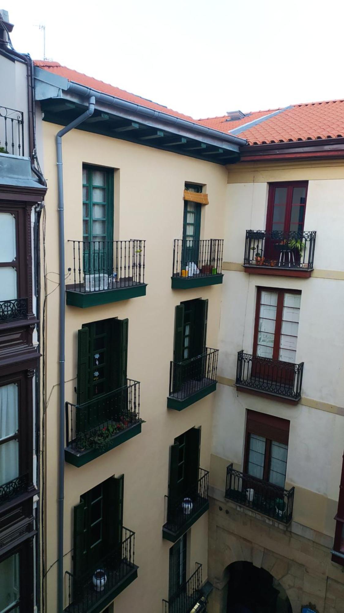 Pension Manoli Bilbao Ngoại thất bức ảnh